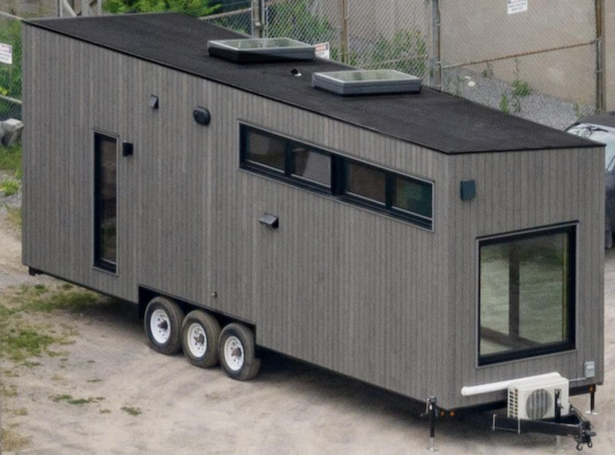 2022 Tiny House - Certified Z240 (video walk through) - 1 bed, 1 bath, 262 sqft in Hillier, Ontario